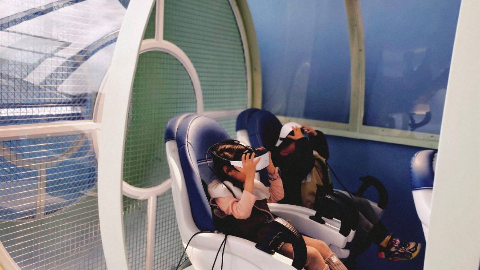 金年会VR体验馆飞行模拟体验区实景