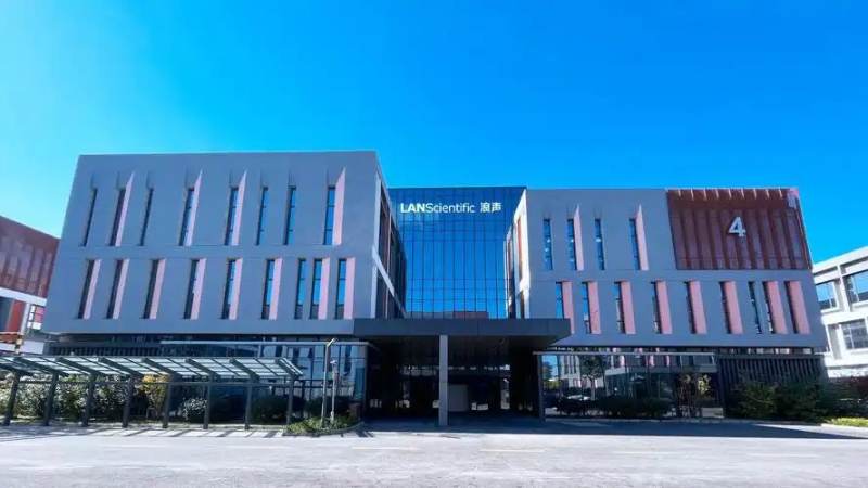 足球赛事直播版权正在向综合平台集中,球迷观赛习惯变了